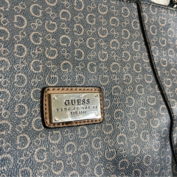 Vintage‎ y2k Guess Purse

Blue Guess y2k denim navy - Picture 2 of 5